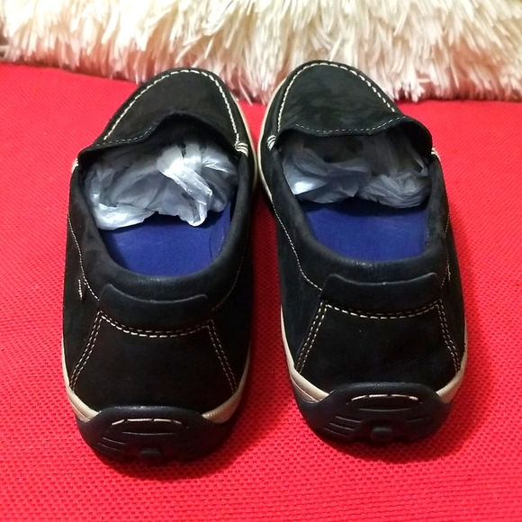 COLE HAAN SHOES - Picture 5 of 11